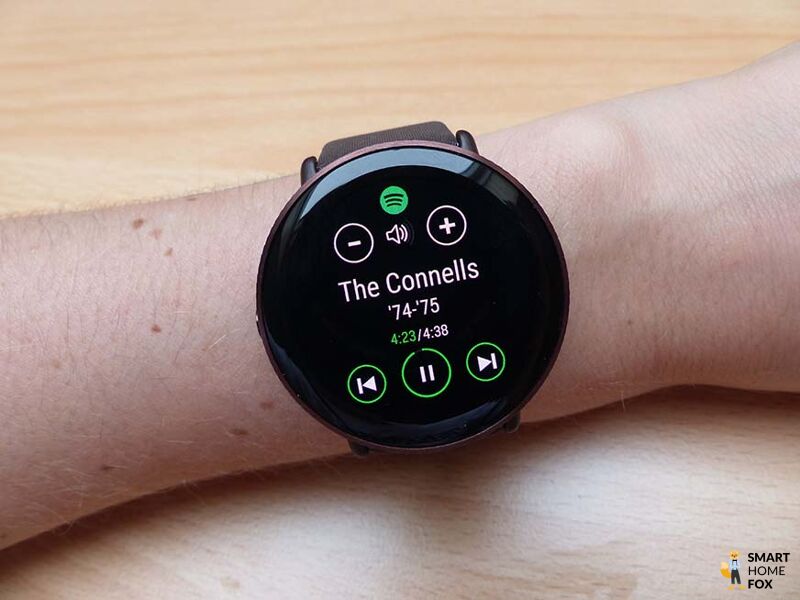 Man sieht die Musikfunktion auf der Polar Ignite 3.